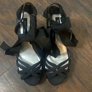 WHITE HOUSE BLACK MARKET JENICA ANKLE TIE WEDGE
